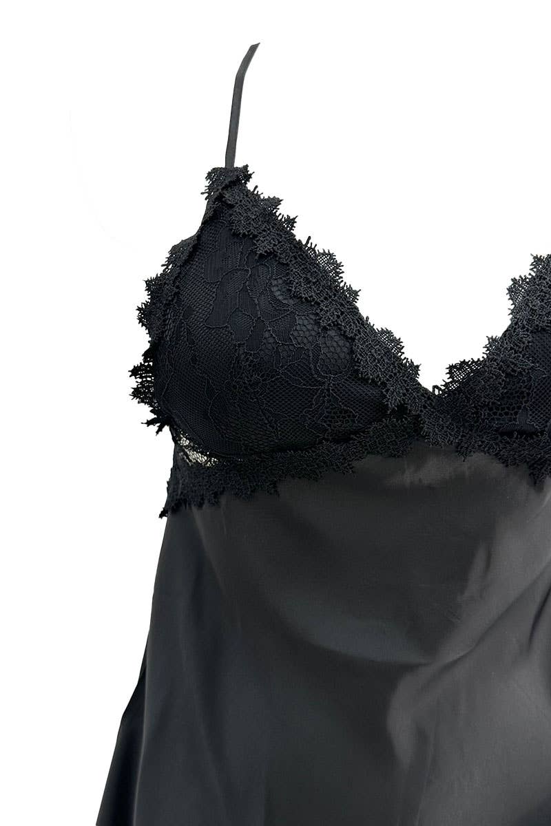 Belle Com'Elle - Pyjamajurk met dunne bandjes en bijpassende badjas / N36501