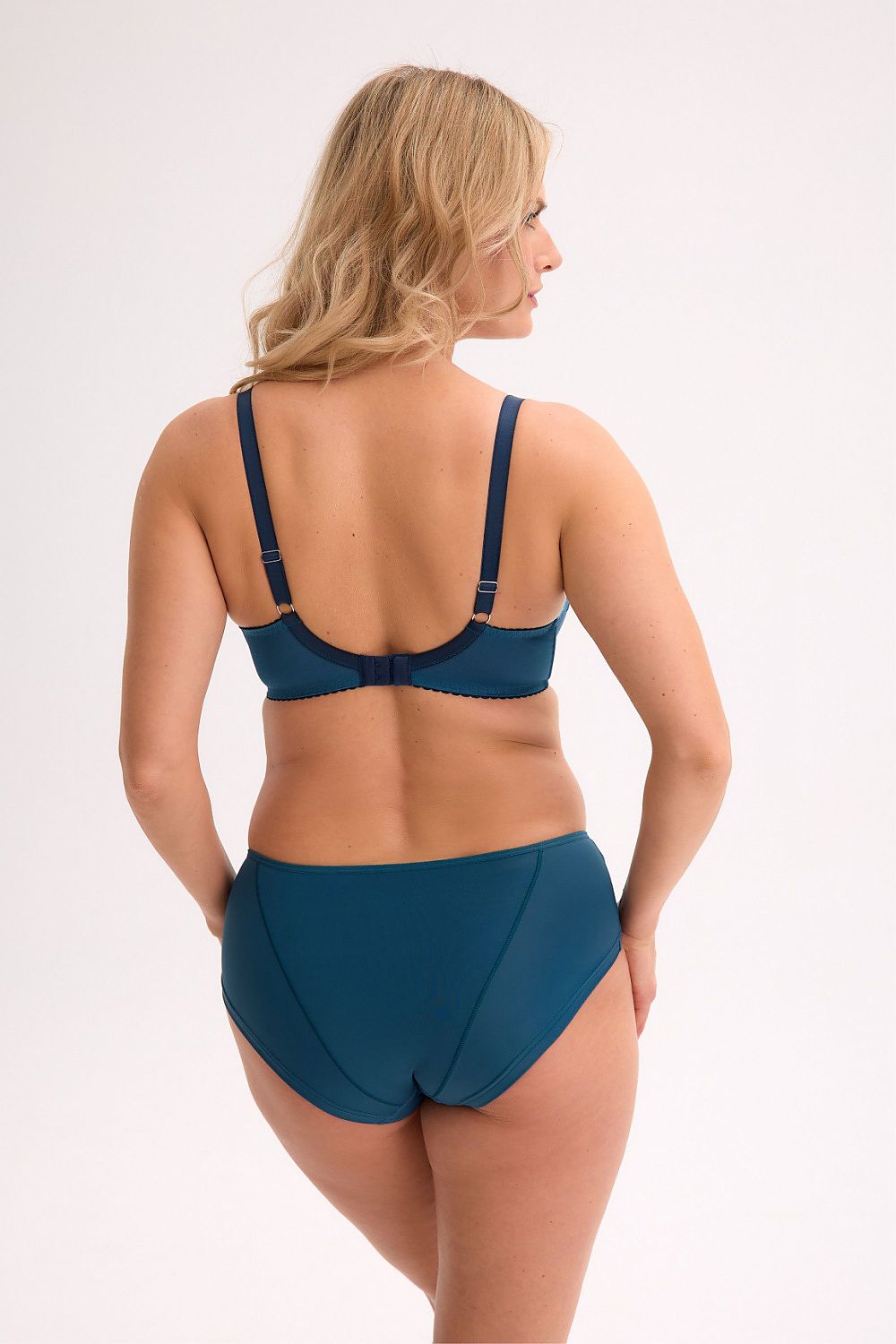 Semi-Soft Model 221772  | Gaia | INTIMI